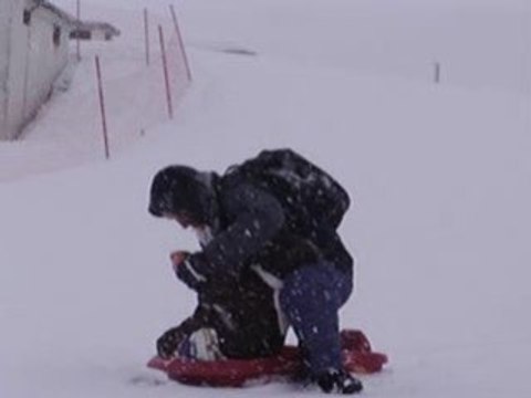 luge sous la neige