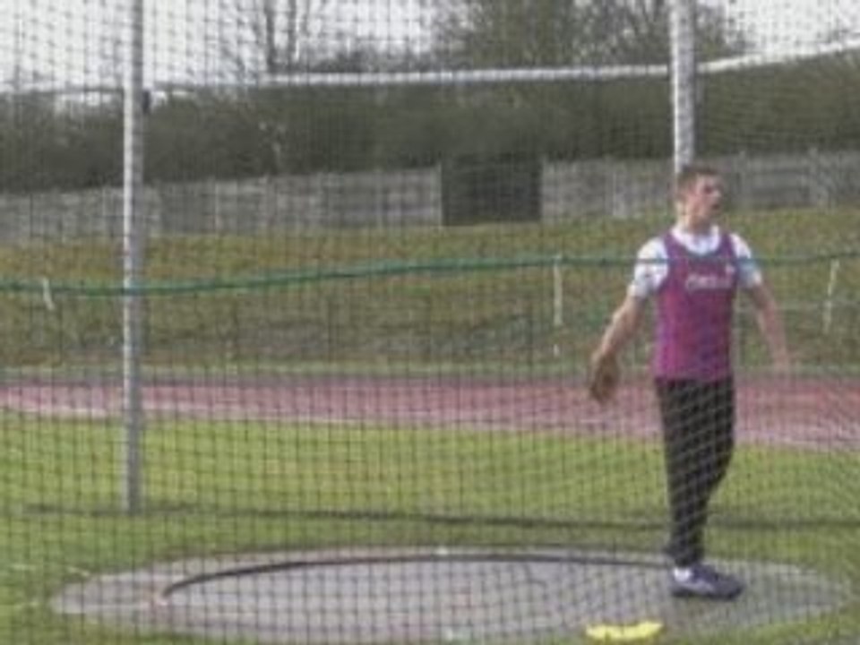 Athlé lancer de disque cadet Boris 41m RP