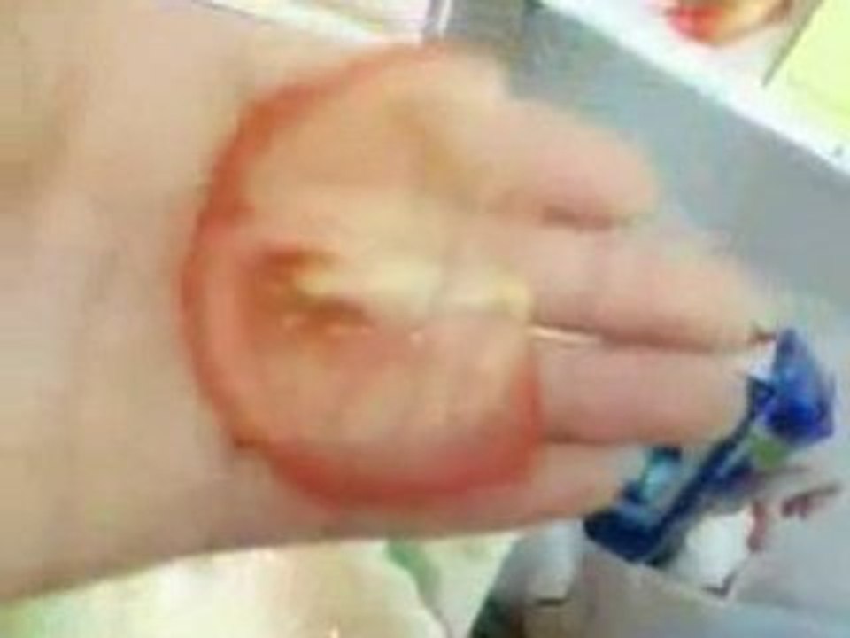 Miracle - Nom d'Allah sur une tomate