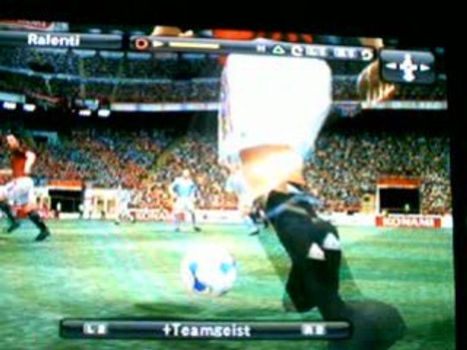 but en lucarne de kaka pes2008 ps2