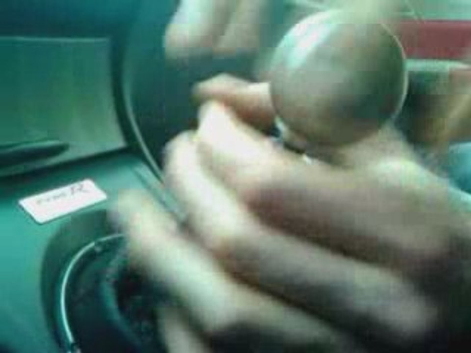 Démontage pommeau de vitesse Civic Type R FN2