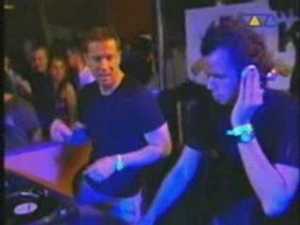 Cosmic Gate  Exploration Of Space Live DJ Set