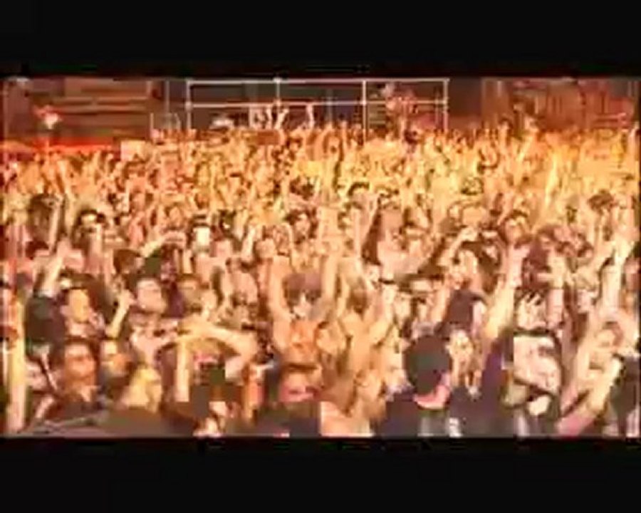 Judas Priest live - Breaking the Law