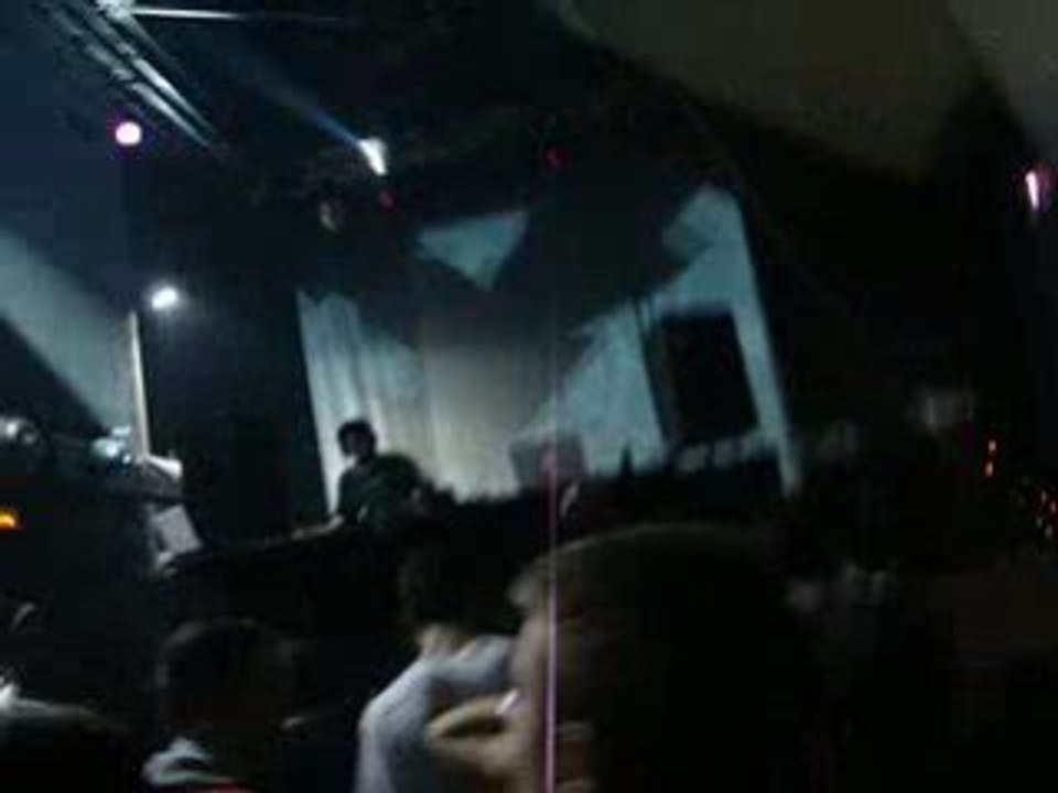 MOV00770