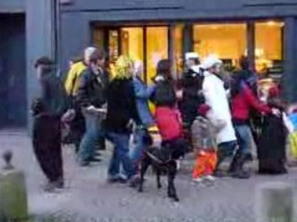 Flash Mob OVS Nantes 24 janvier 2009