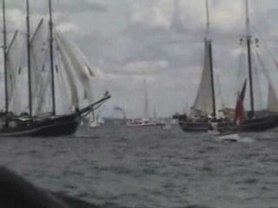 Allure de croisière en rade de Brest 2008 - Vidéo 9