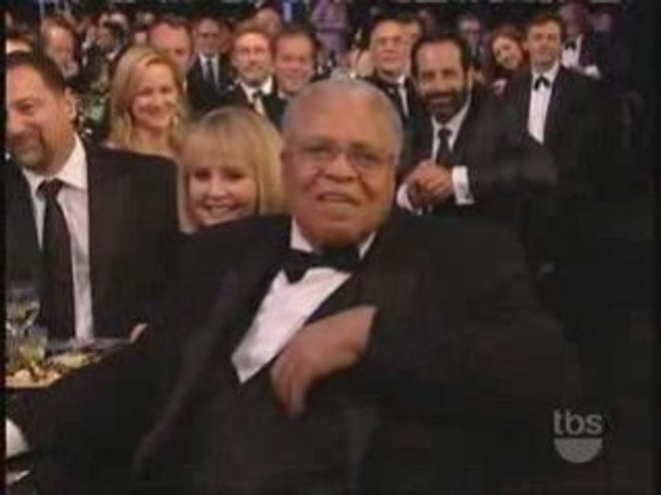 Kiefer Sutherland at the SAG Awards -Behind James Earl Jones