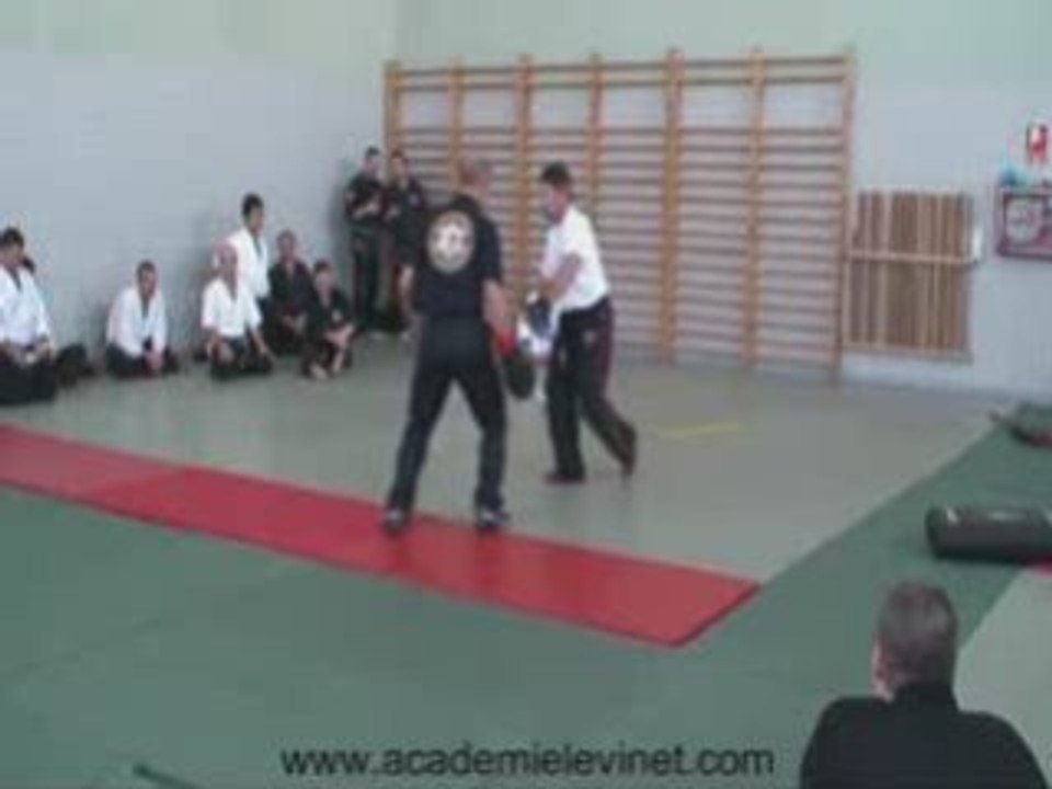 BATON DEFENSE ESPAGNE