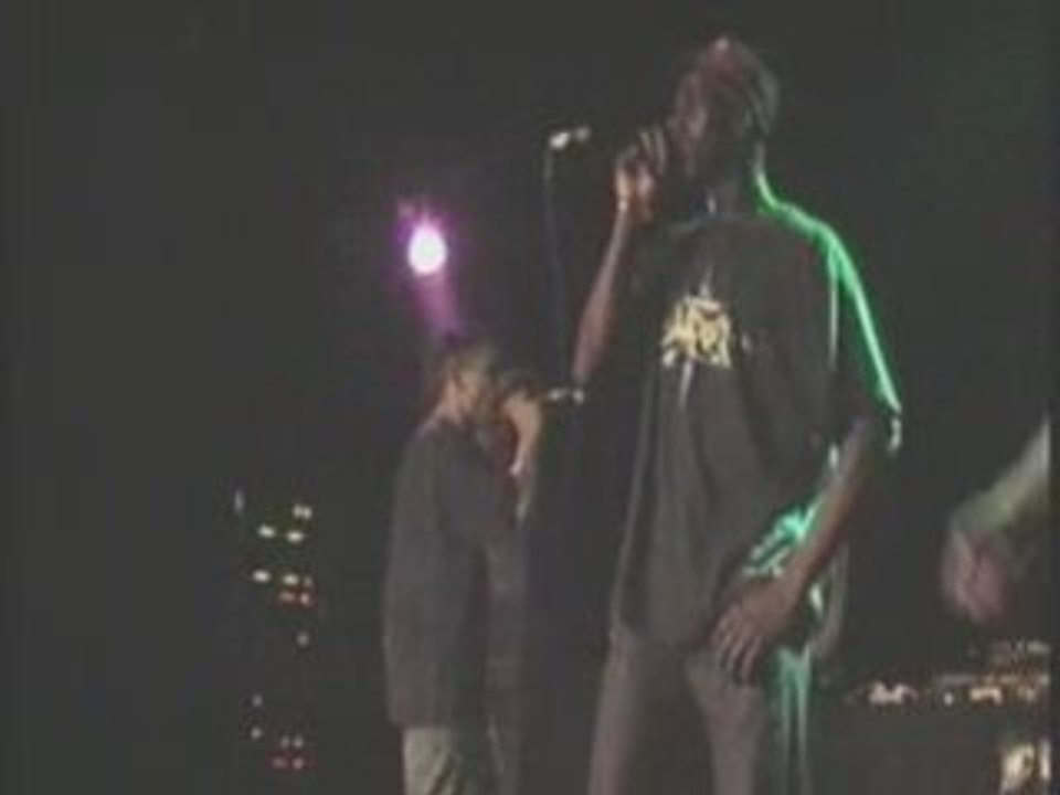 Two-Naze - Concert Ligne 13 - (Saint-Denis)