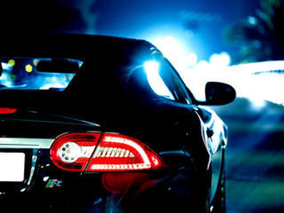 JAGUAR XKR & XFR  2010 MY