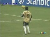 Muniru Ajiboye joga bonito in real soccer match Rwanda 2009