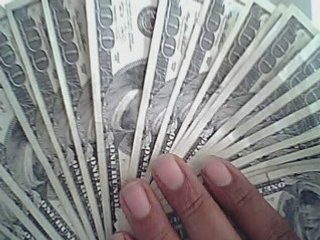 IF I SEND CASH THROUGH THE MAIL, can somebody steal it?