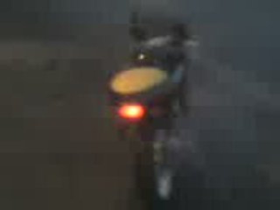 Aprilia rs by Alexiiiis à l'arret