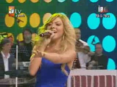 Hadise- Living In Dreams Düm Tek Tek Perf .IBo Show .Yeni