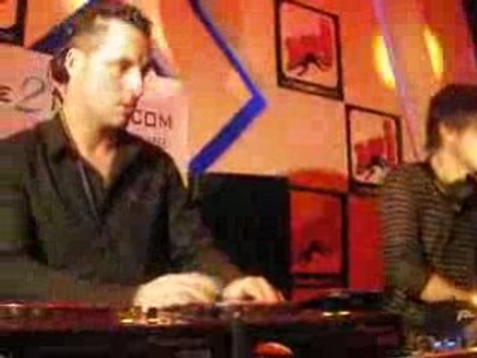 Hot Vocation mix au Phoenix 1