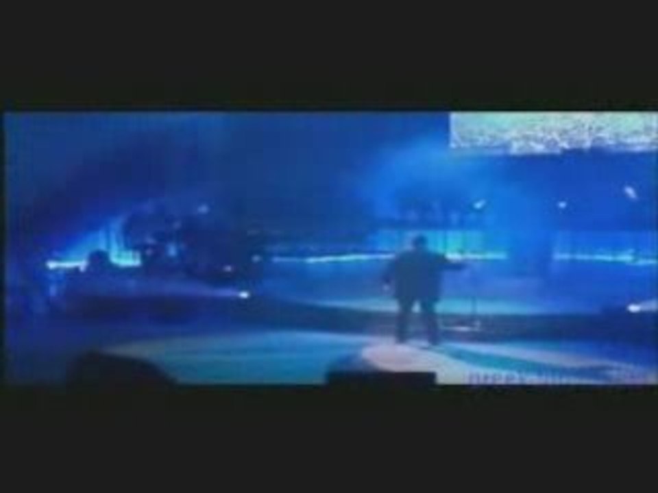 ΒΑΣΙΛΗΣ ΚΑΡΡΑΣ-ΔΩΔΕΚΑ ΠΑΡΑ-ΜΙΑ ΞΕΝΥΧΤΙΣΜΕΝΗ ΠΟΛΗ