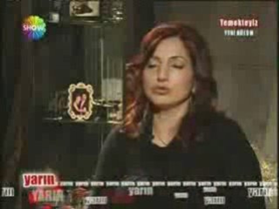 Yemekteyiz / Şaduman Hanım - Koyardum ona Yandaki Pıçaa :)