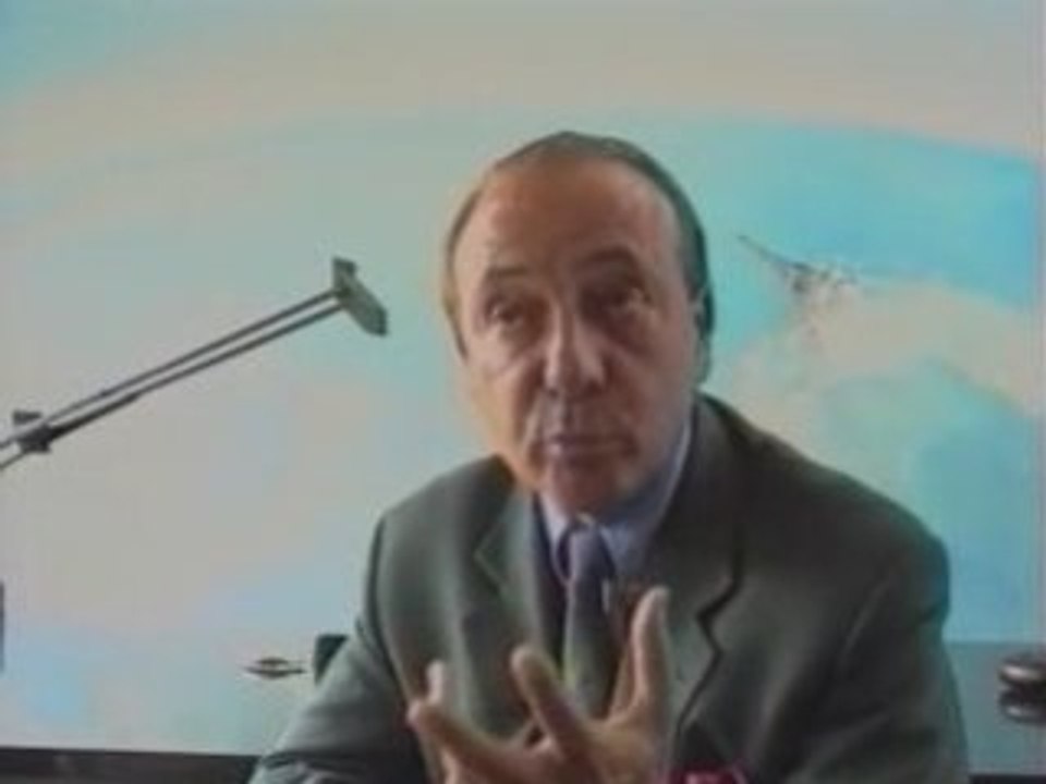 Pierre_Carles_-_Culture_Pub_Couteau_electrique