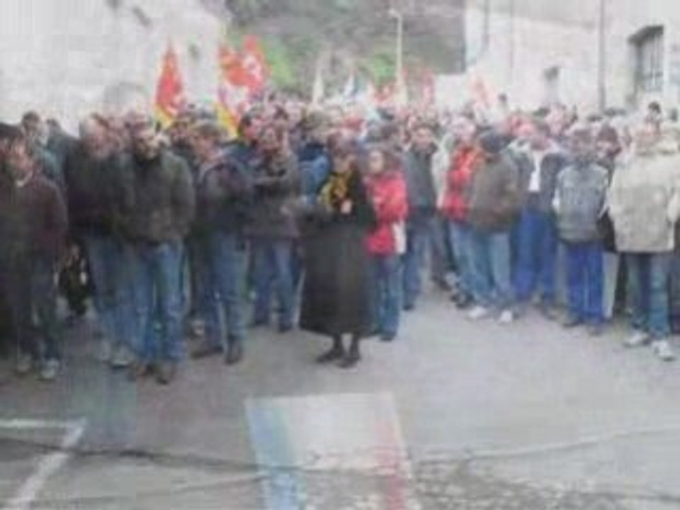 Manifestation contre la suppression de Canson Faya