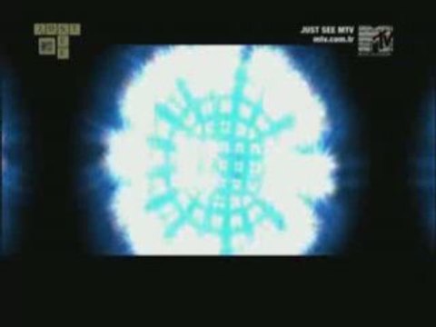 Nukhet Duru - Yalniz Daha Iyiyim