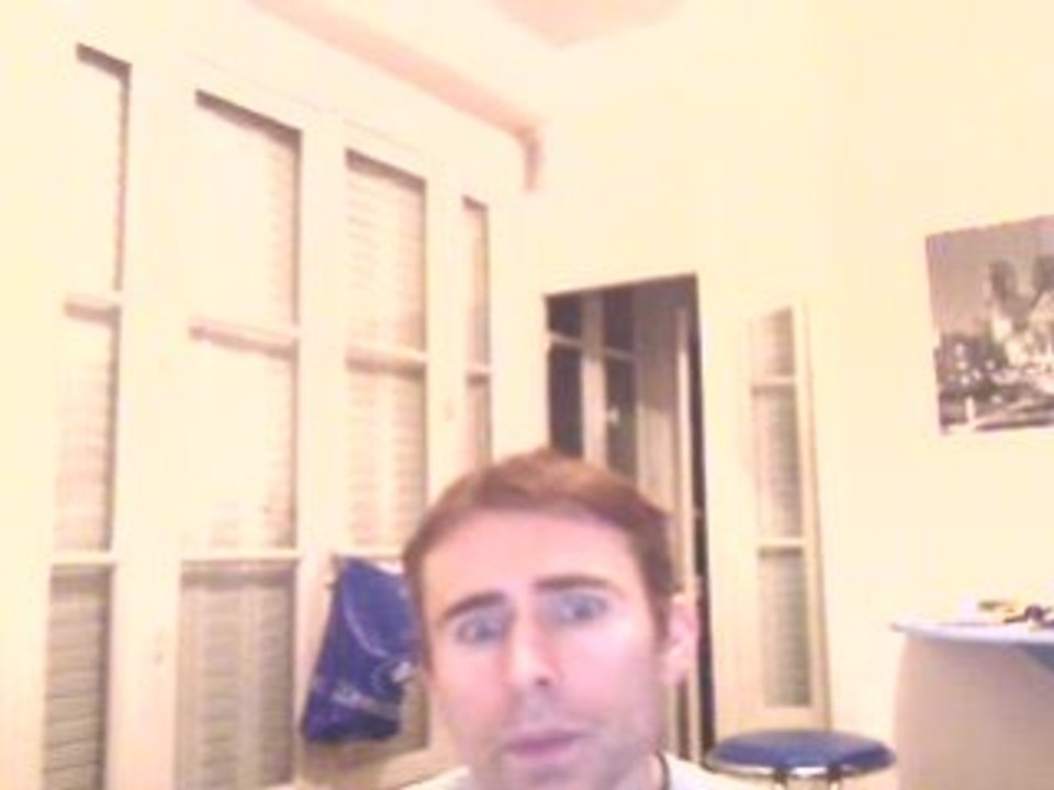 Wiwi égratigne "Mamy Blue" de Ricky Shayne