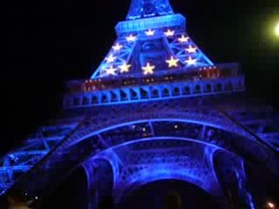 LA TOUR EIFFEL EN 2008