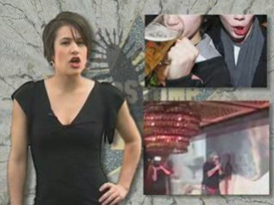 Joaquin Phoenix Getting Jiggy with It