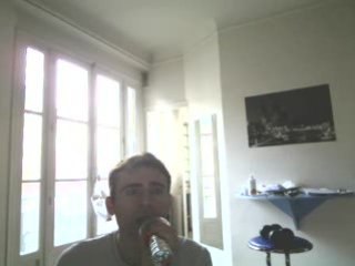 Wiwi égratigne "La débacle des sentiments"