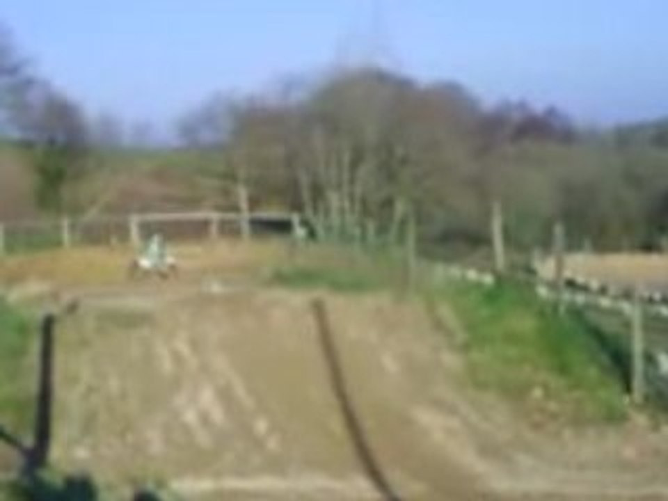 CLIP0019