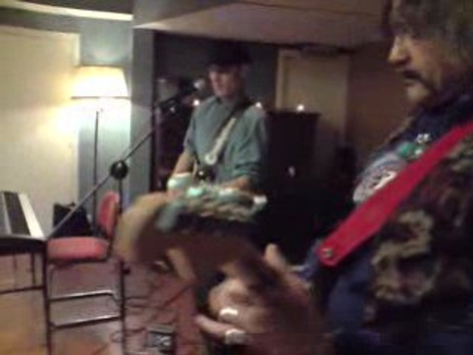 Didier le Jimi Hendrix des Abbesses en concert !!!