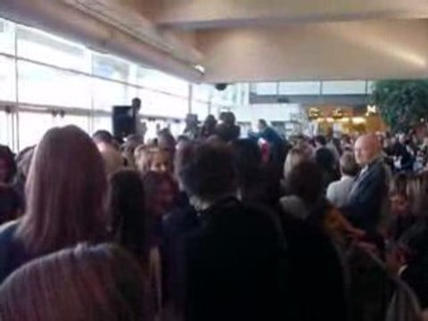 Quentin Mosimnn - 28-01-09 - Cora rocourt séance de dédicace