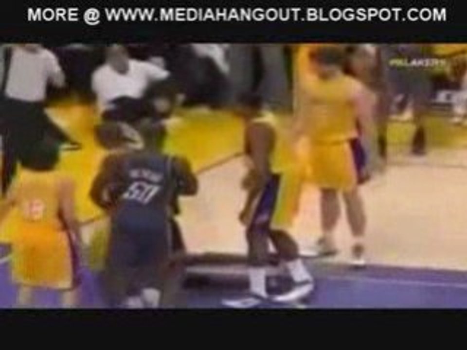bynum flagrant foul on wallace