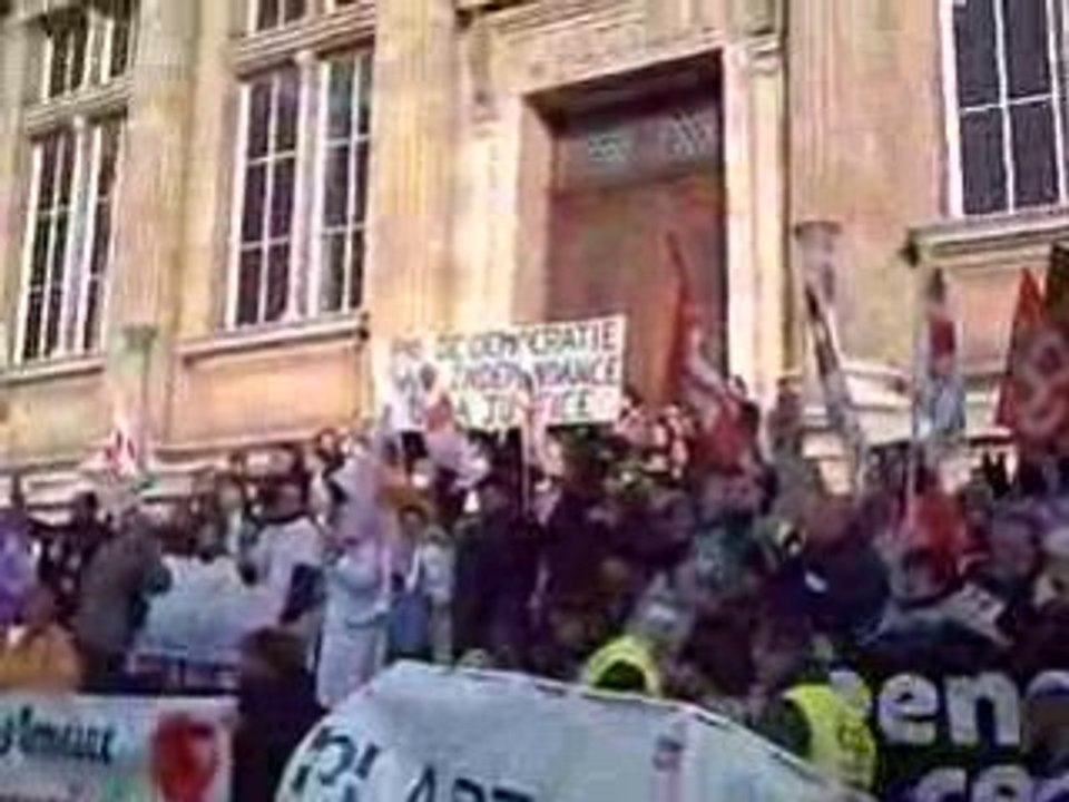 29/01/09 MEME LES AVOCATS SONT AVEC NOUS