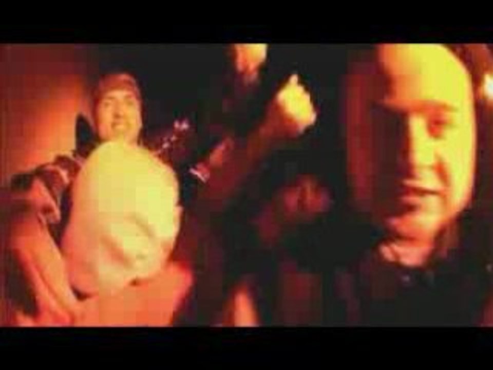 Chada i Pih feat. Fenomen - Z Krwi I Kości
