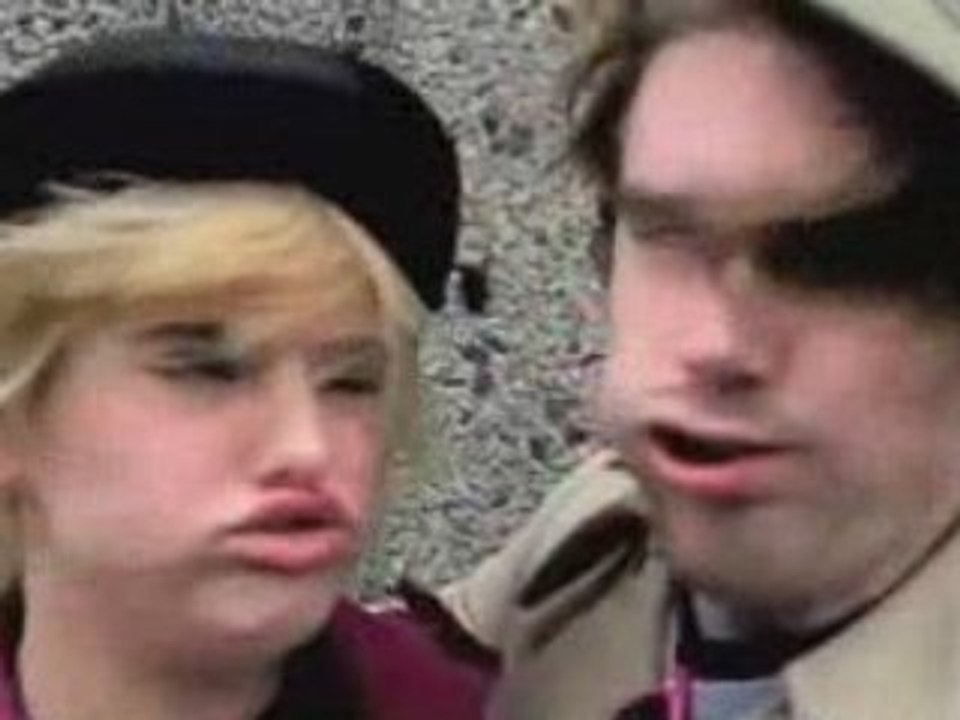 The 9000 Freak Machine (Pure Crazy Face Shaking)