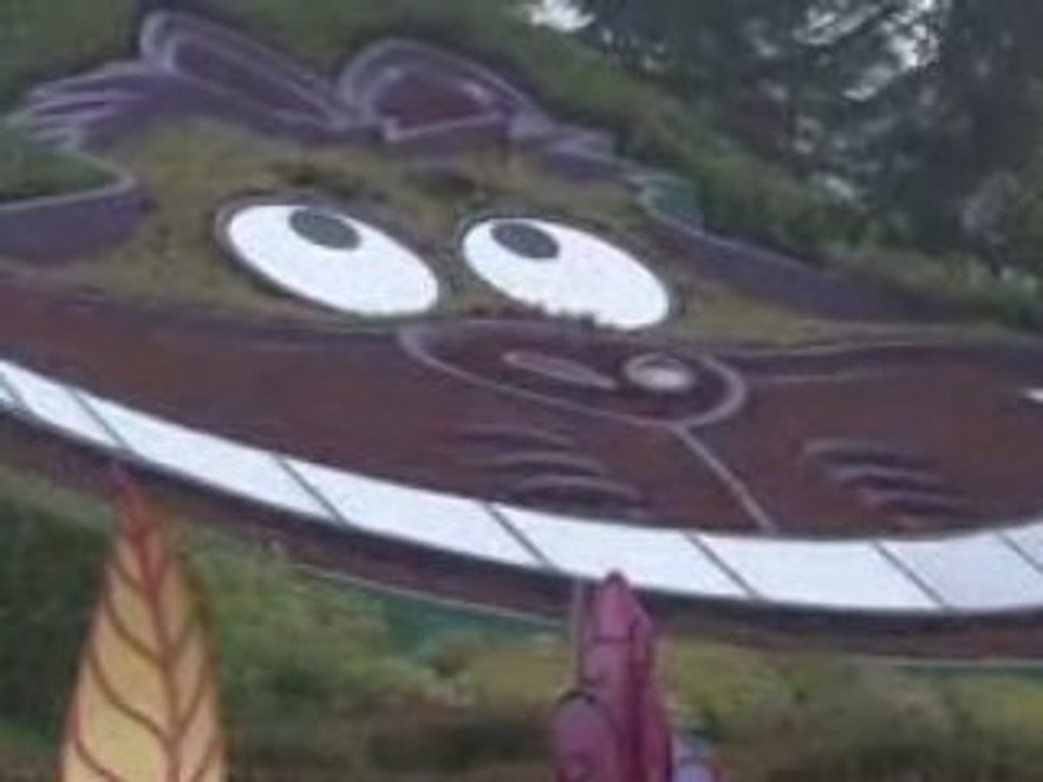 Fantasyland en HD - Disneyland Resort Paris