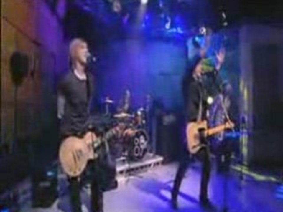 McFLY - Performing Do Ya - GMTV - 21.11.2008