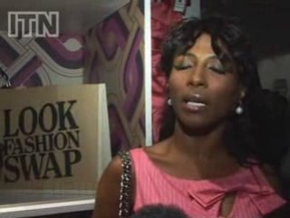 Amy Winehouse's flat gets burgled