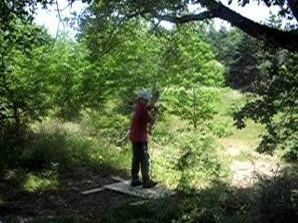 Figure dans les air sur ficelle