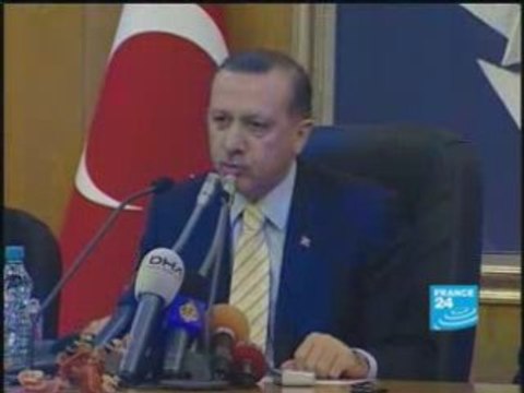 Erdogan quitte un débat a davos face a peres