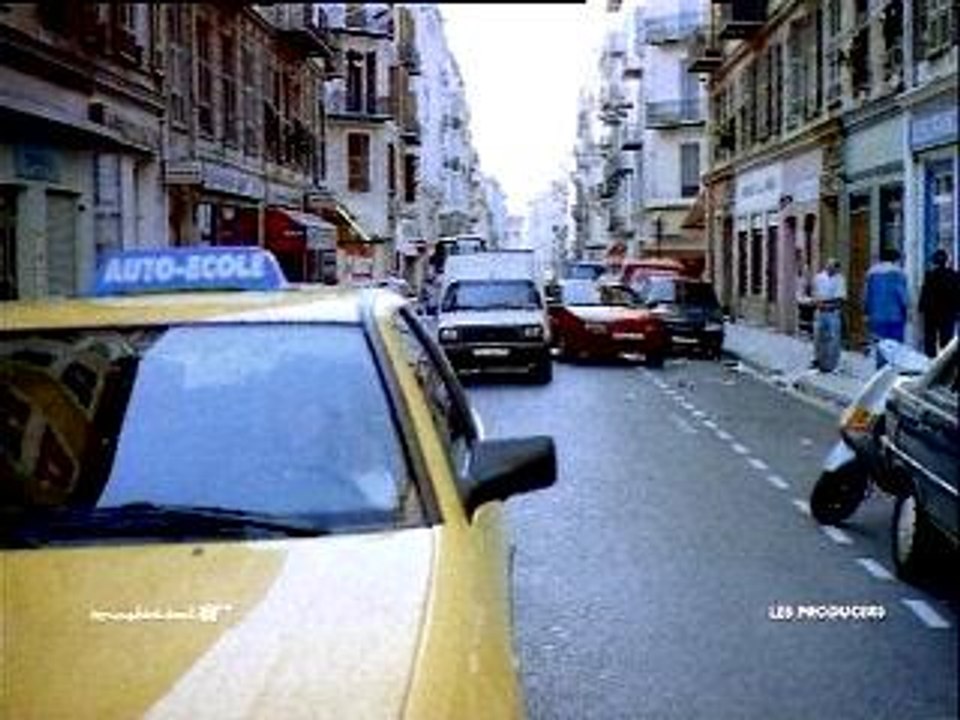 LE PARISIEN - Voiture