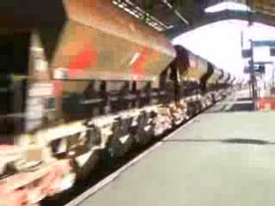 passage d'un train fret