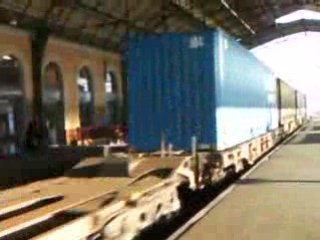 passage d'un train fret