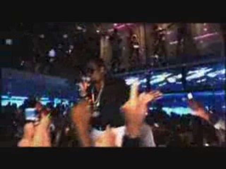 DIDDY AT VIP ROOM