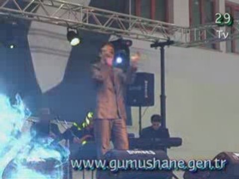 ONUR AKGUL - AGLAMA GOZLERIM - CANLI PERFORMANS