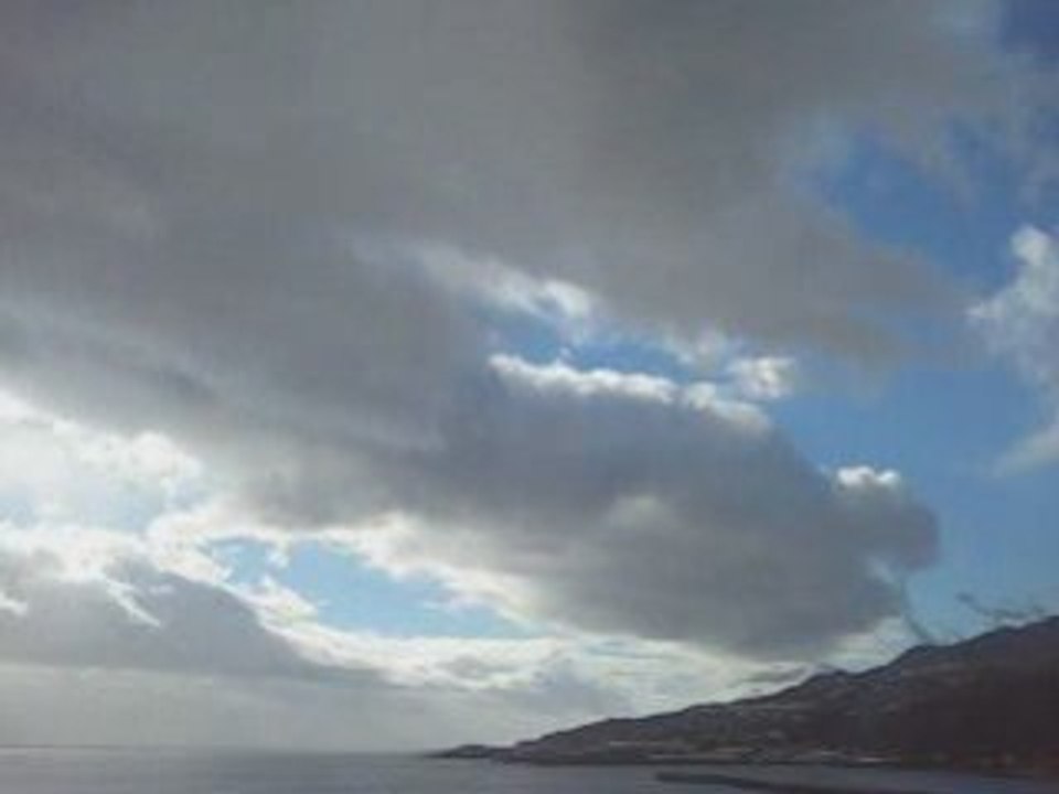 Ondas sobre el Este de La Palma al paso de un frente