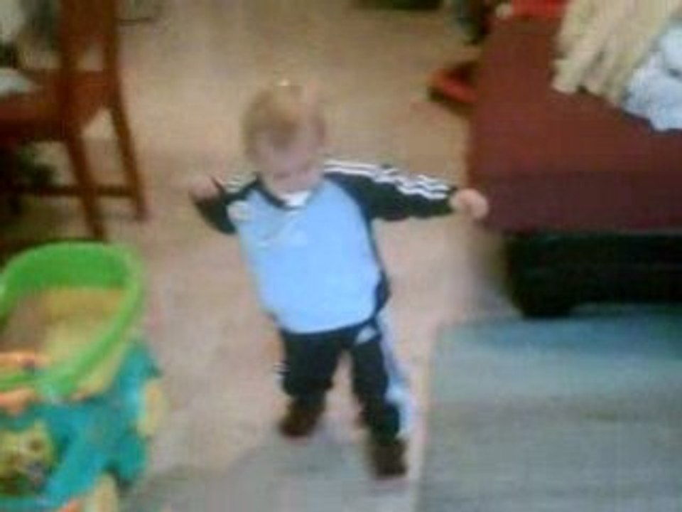 31.01.2009 MATHIS MARCHE TOUT SEUL 1