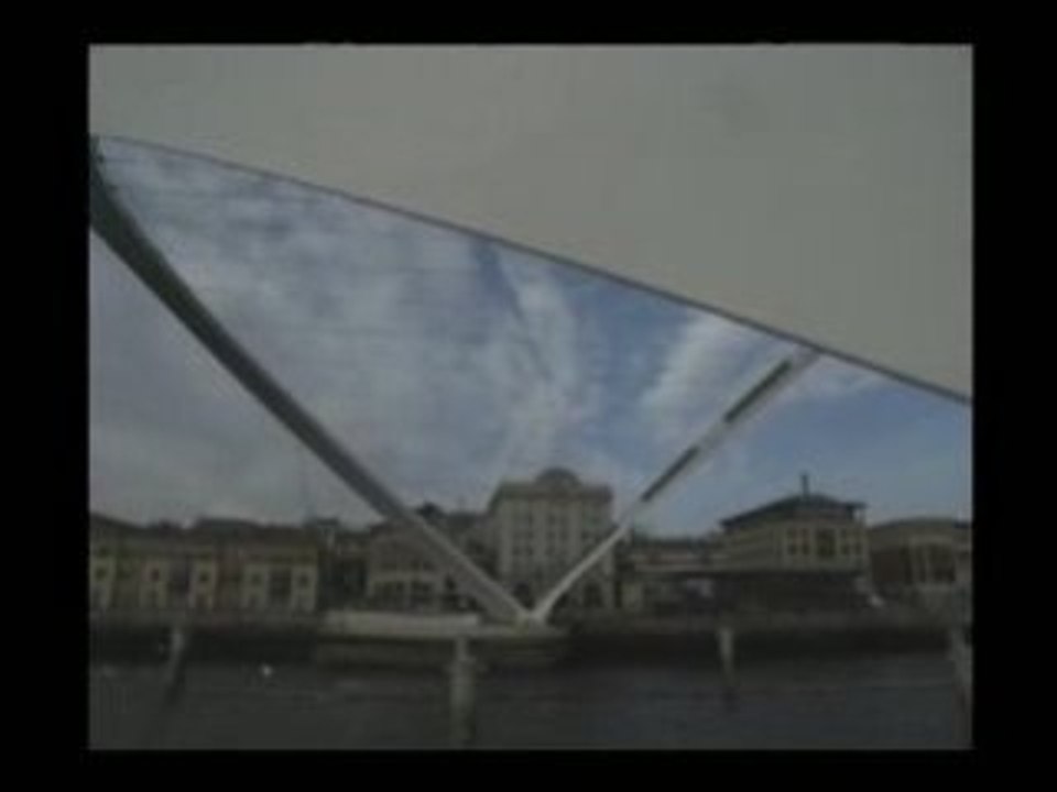 Millenium Bridge 01