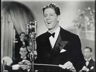 Rudy Vallee - Deep Night