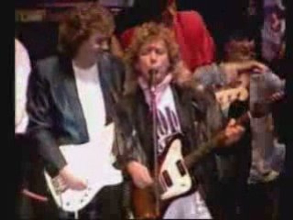 GEORGE HARRISON & FRIENDS - JOHNNY B. GOOD